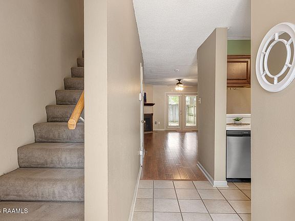 3rd image of 114 Aaron Dr APT F