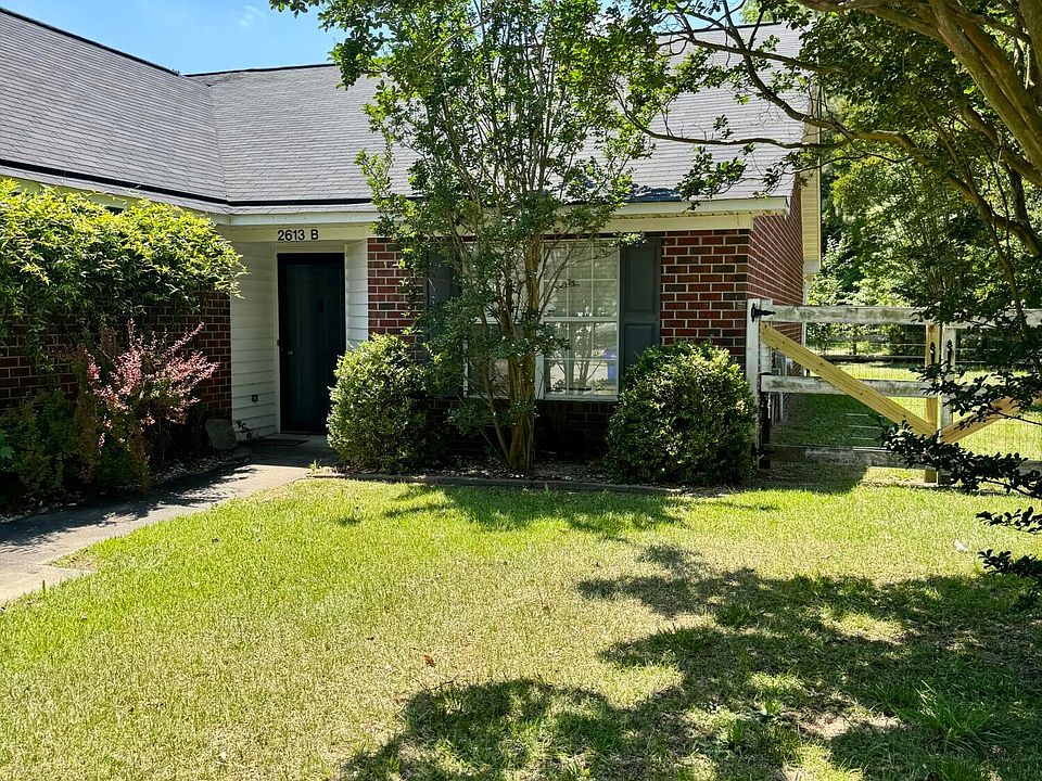 2nd image of 2613 Richard Drive #B