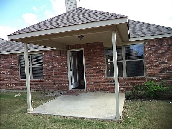 2nd image of 11701 Cape Cod Springs Dr