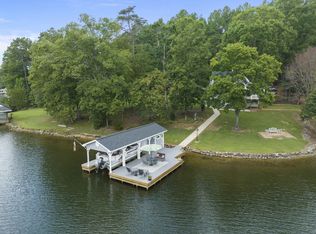1100 Crystal Forest Dr, Semora, NC 27343