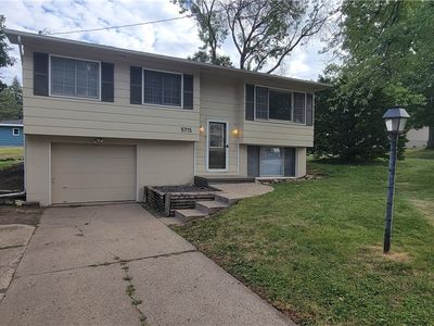 5715 Jordan Dr, Des Moines, IA, 50315