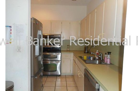 4th image of 8201 SW 62nd Ave