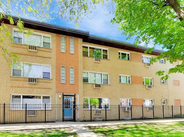 6828 N Greenview Ave APT 2S, Chicago, IL 60626