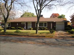 15 American Legion Blvd, Pine Grove, PA 17963