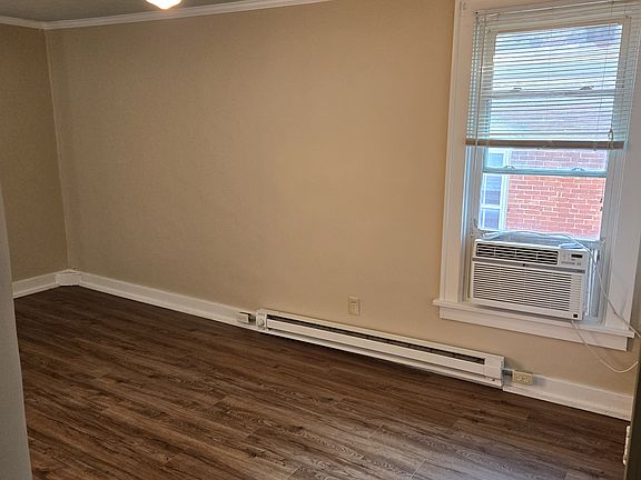Living Room / Bed Room
