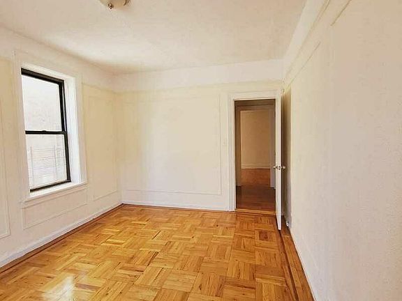5th image of 3021 Holland Ave APT 6N