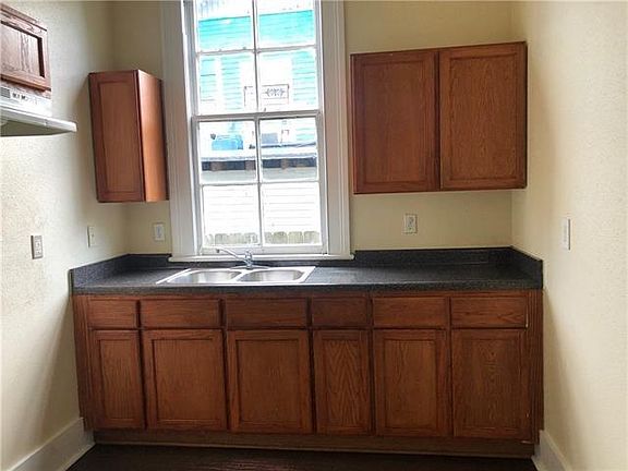 2nd image of 2557 N Galvez St