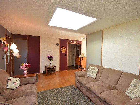 5th image of 138 Hidden Creek Ln