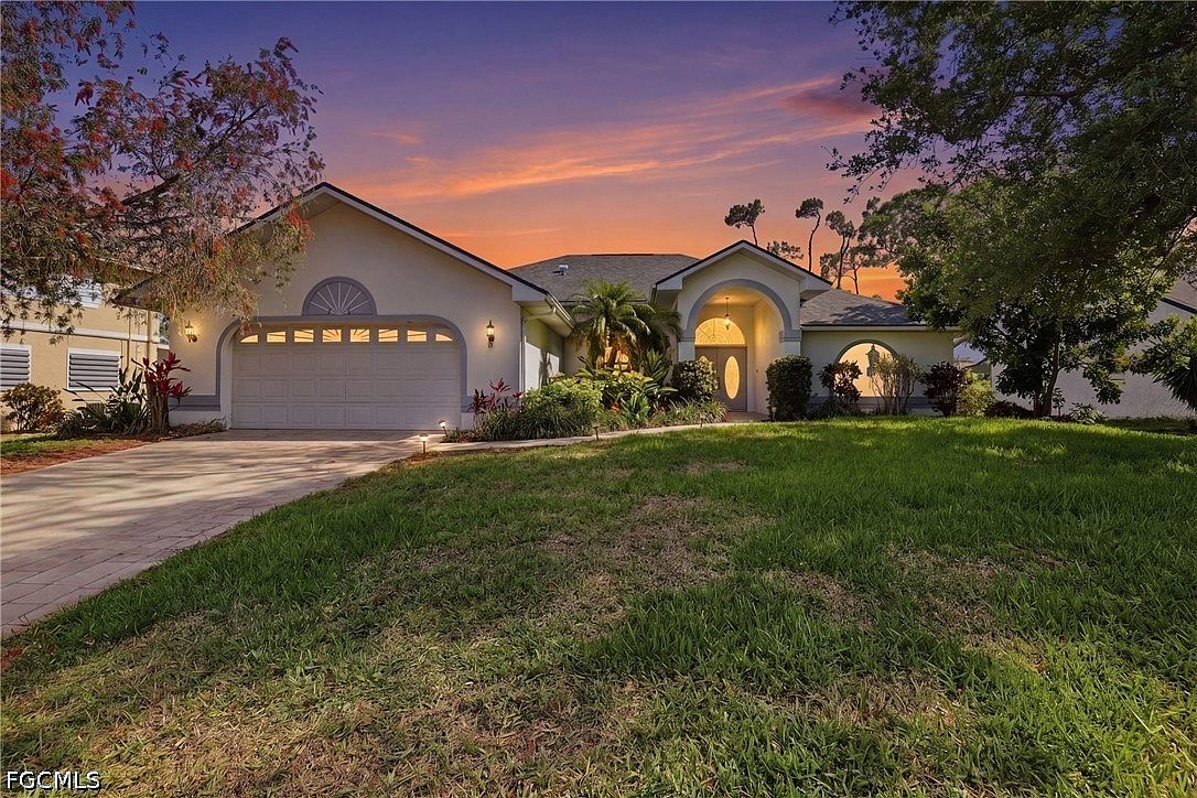 1022 SW 18th Ter