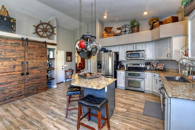 1st image of 4814 E Windstone Trl