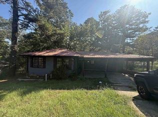 2646 Revere St, Jackson, MS 39212
