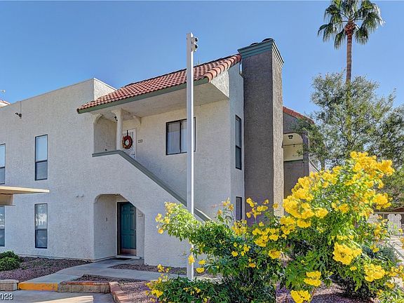 2nd image of 2712 Sunfish Dr Unit A