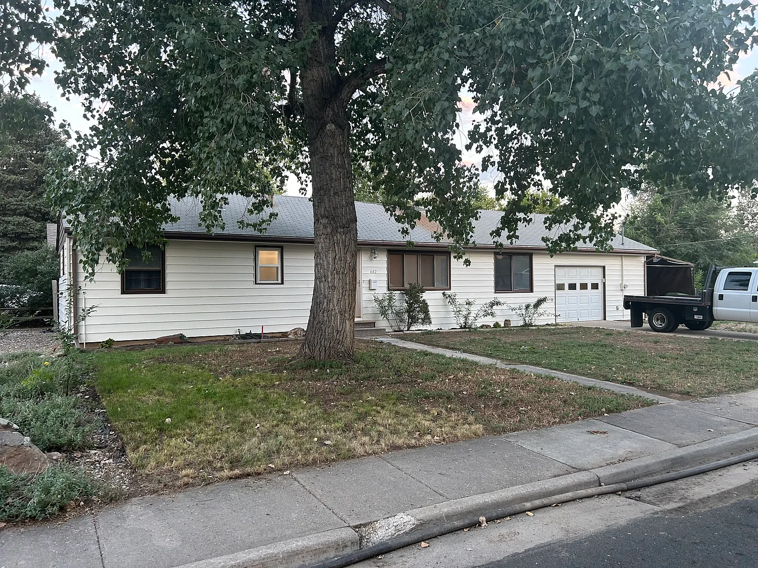 3 bed, 1224 sqft, $2,600 — Photo 2