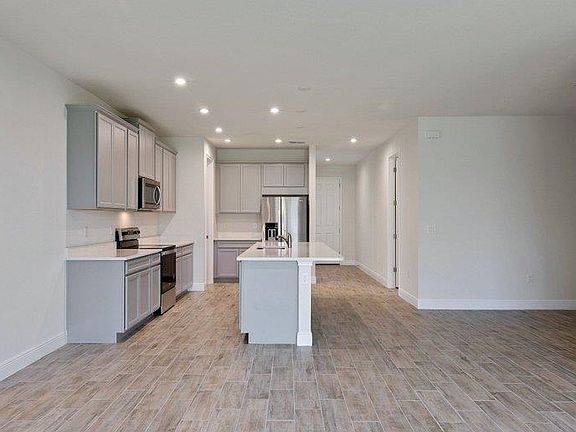 3rd image of 11878 Alessandro Ln #313