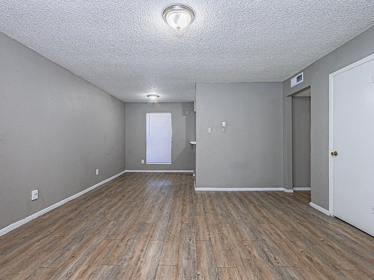 Morningside Apartments — Photo 13