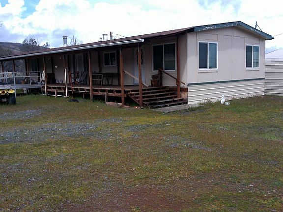 3rd image of 2435 Lakeview Loop
