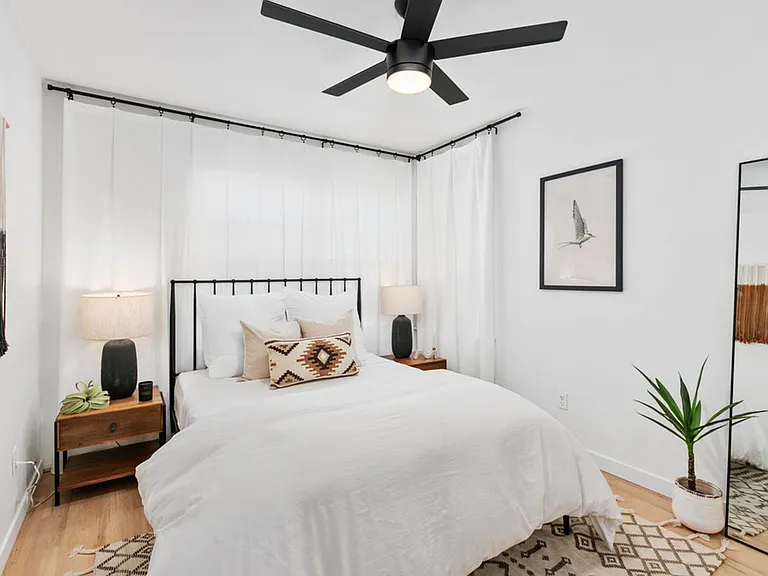 1803 Midvale Dr — Photo 16