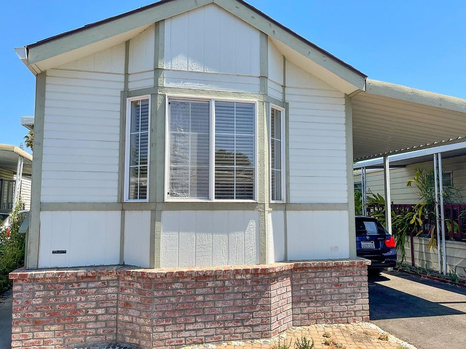 1st image of 510 Saddlebrook Dr #101