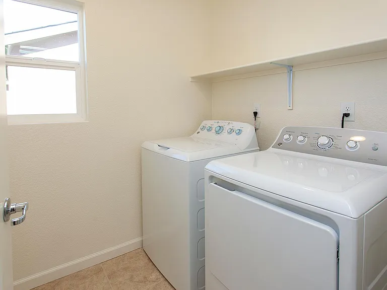8904 Coyote Bluff Dr — Photo 29