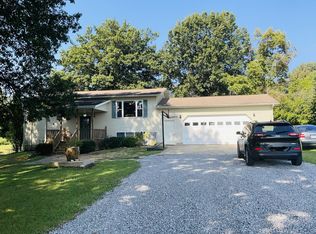 14105 N Falcon Ln, Bluford, IL 62814