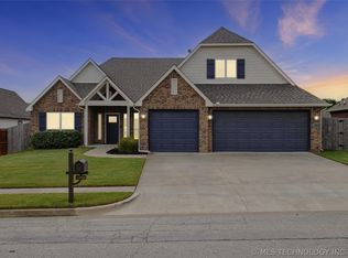 13866 S 21st Pl, Bixby, OK 74008