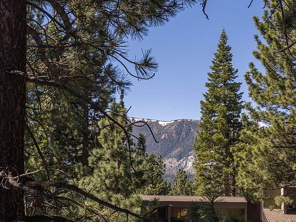 2nd image of 152 Viewpoint Rd #120