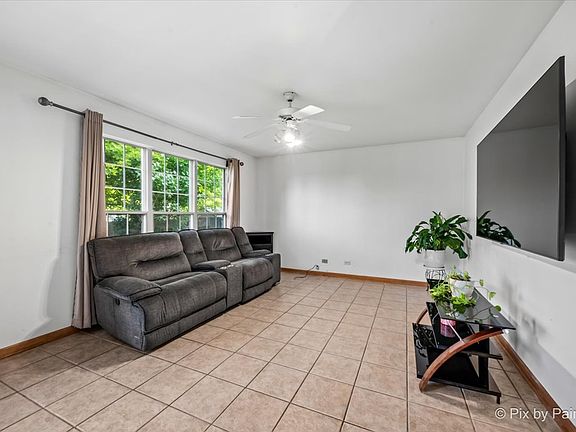 5th image of 1755 Mission Hills Dr