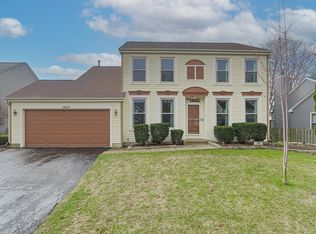 1427 Blue Heron Dr, Crystal Lake, IL 60014