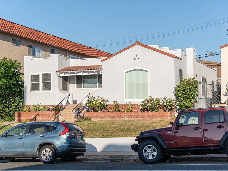 1st image of 923 S Cabrillo Ave