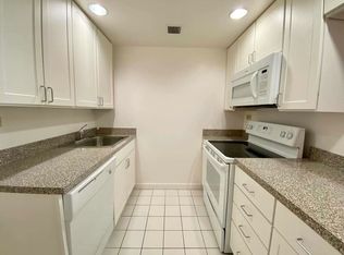 65-54 Austin St #C3C, Rego Park, NY 11374