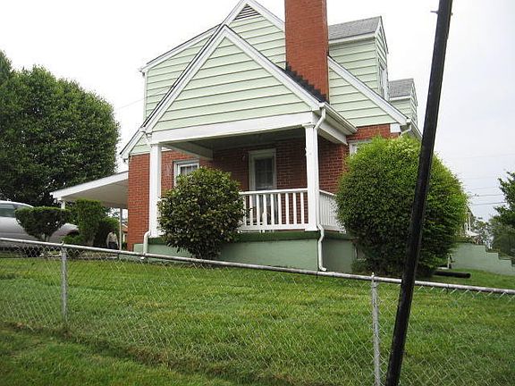 2nd image of 2215 Sherman Dr NW