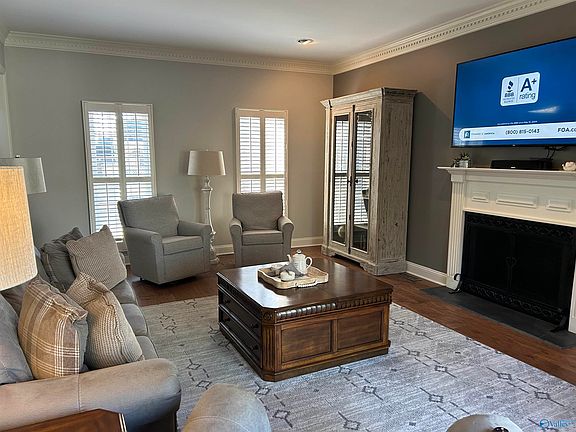 2nd image of 311 Inverness Dr SW