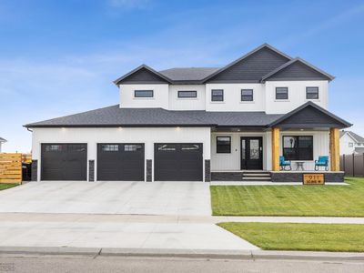 911 50th Ave W, West Fargo, ND, 58078