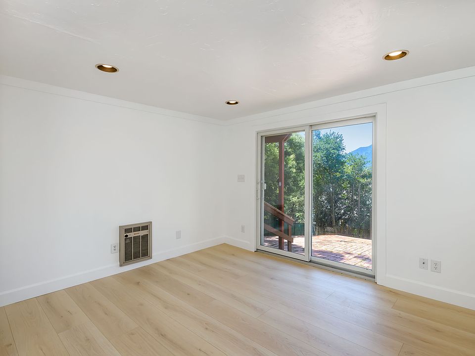 1st image of 161 Sacramento Ave #1