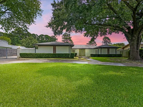 2104 McCann Rd, Longview, TX 75601