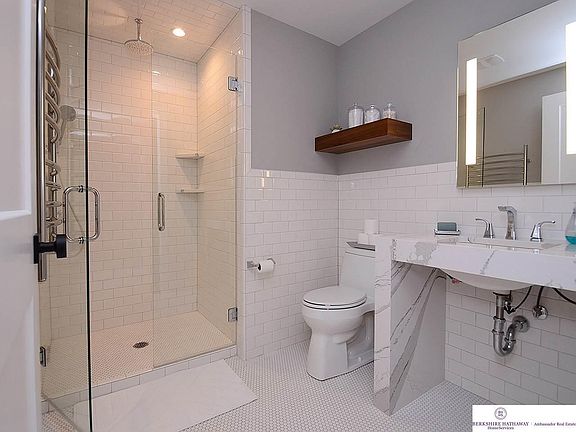 5th image of 3208 S 185th Ave
