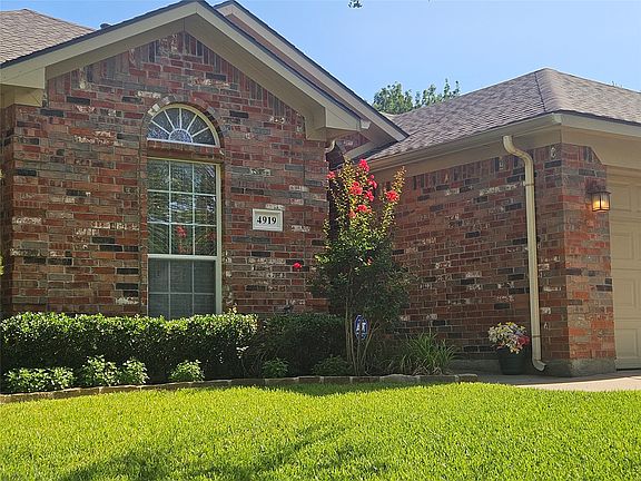 2nd image of 4919 Saddlehorn Dr