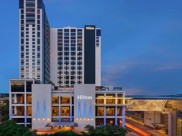 555 5th St #911, Austin, TX 78701