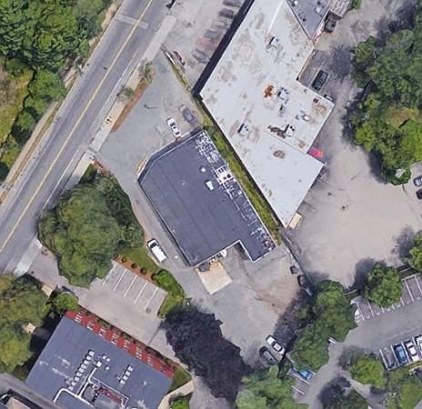 2nd image of 1158 Beacon St