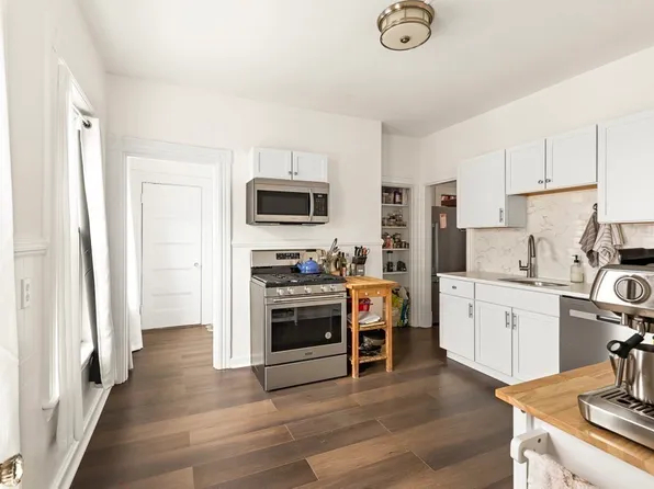 55 Main St #1, Somerville, MA 02145