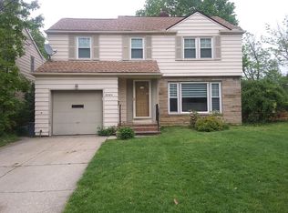 2443 White Rd, University Heights, OH 44118