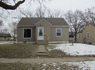 436 Boston Ave, Waterloo, IA 50703