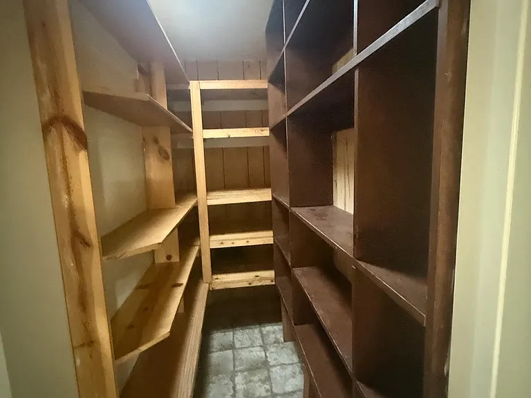413 Goat Hill Rd — Photo 13