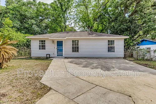 1261 Basin St Photo 1