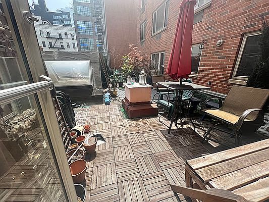 1st image of 460 W 20th St #1K
