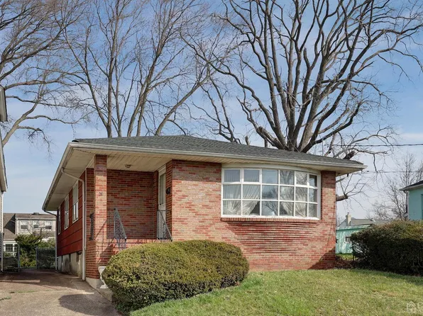 26 Worden Ave, Hopelawn, NJ 08861