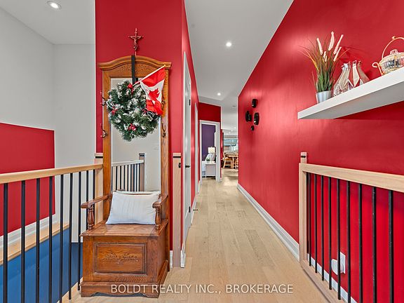 5th image of 1074 B Vansickle Rd N