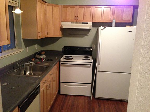 2nd image of 11832 SE 206th St