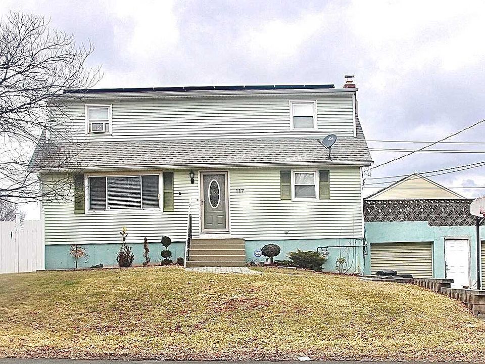 1st image of 117 Vincent Dr