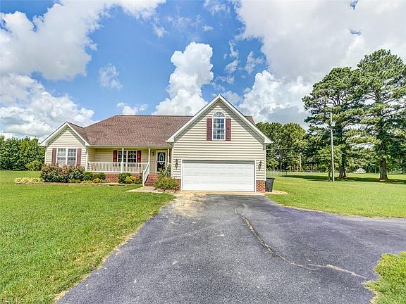 Driveway will allow 4 cars or more